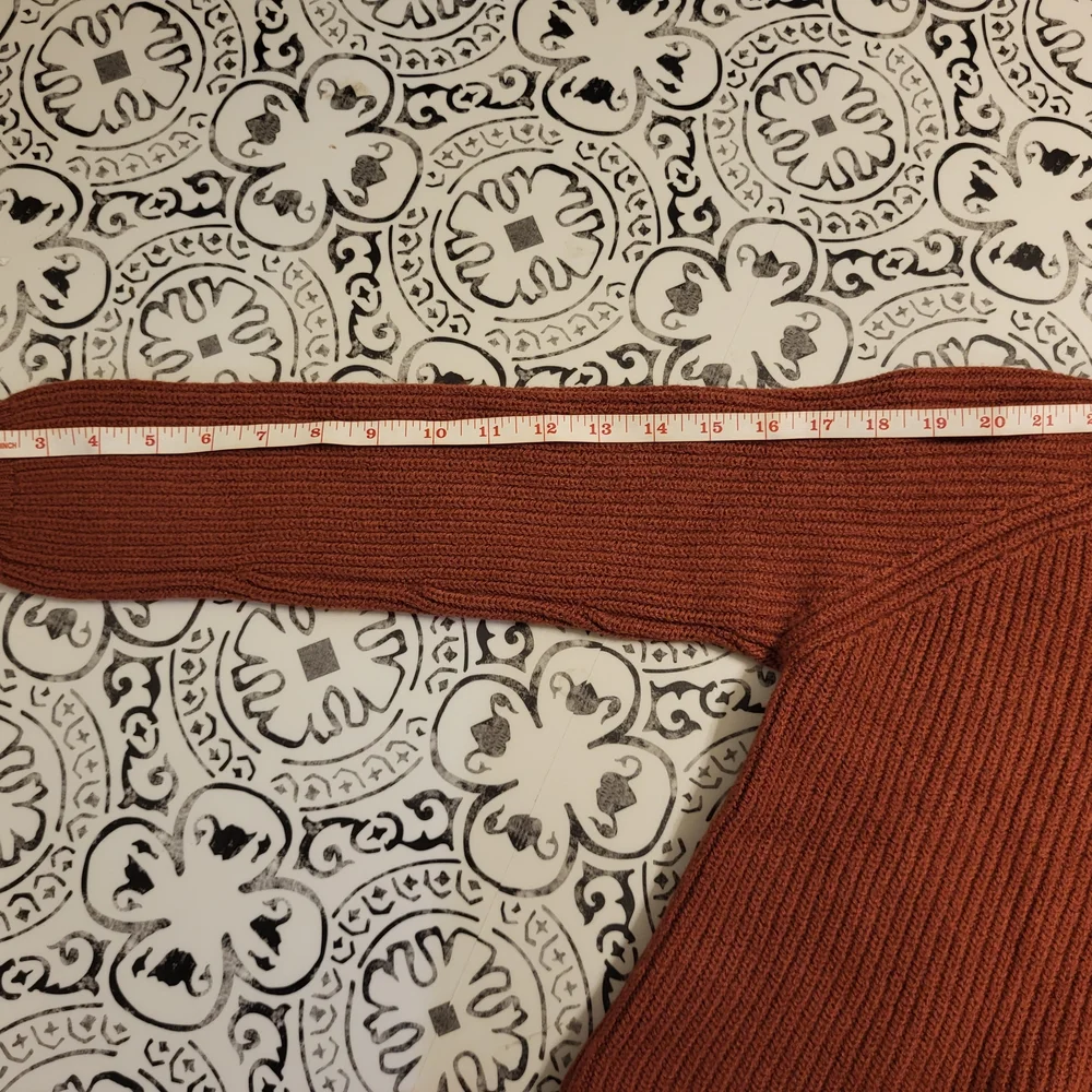 Rust Ribbed Knit Sweater - Picture 5 of 6